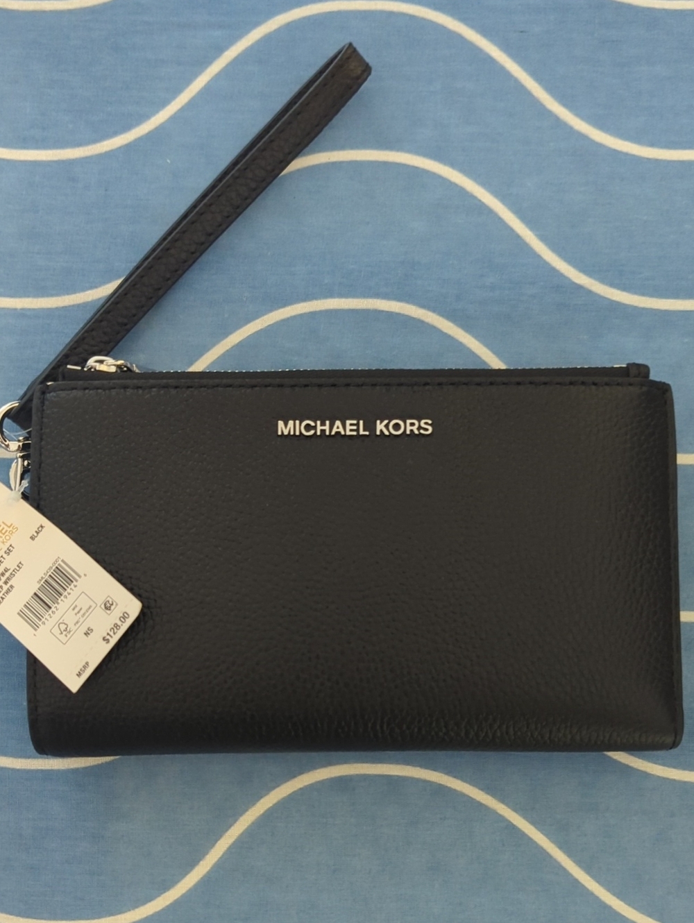 New In Box NWT Adele Double Zip Wristlet